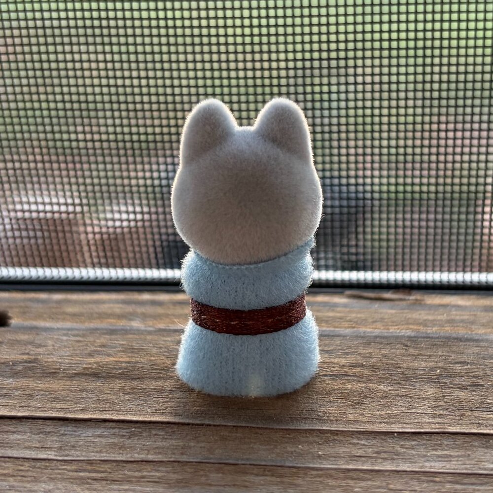 Calico Critters - Wolf Baby in Blue Outfit [Like New] - Picture 2 of 2